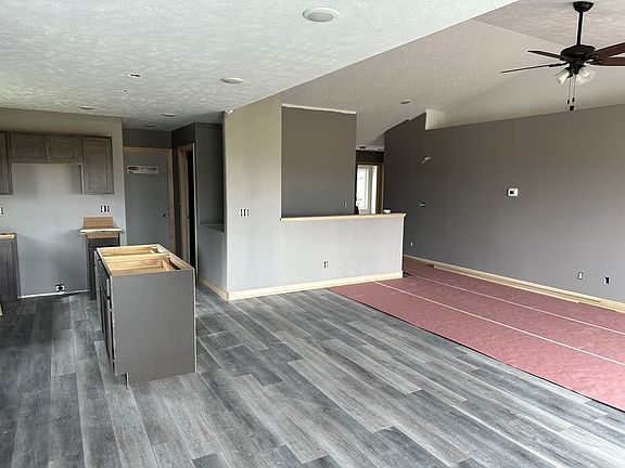 4th image of 1639 Stonewood Ave