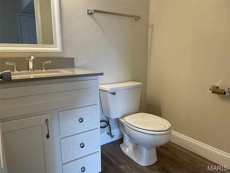 711 Plankway Dr — Photo 13