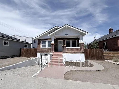 611 E 2nd St Photo 1 611 E 2nd St Photo 1