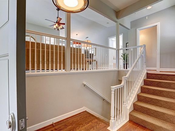 5th image of 517 Sunny Brook Ln