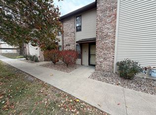 1992 E Waterfront Dr N #B, Columbia, MO 65202