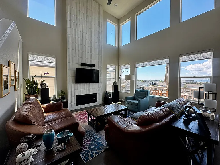 4553 Hanging Lake Cir — Photo 15
