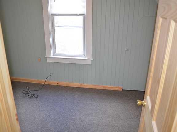 5th image of 444 Chestnut St #C