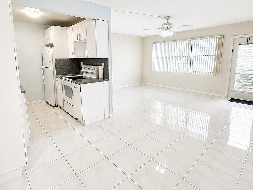 1089 Wolverton E #1089