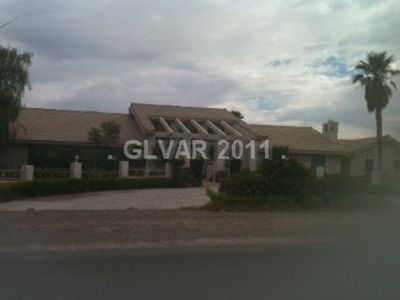 6735 W Oquendo Rd, Las Vegas, NV, 89118