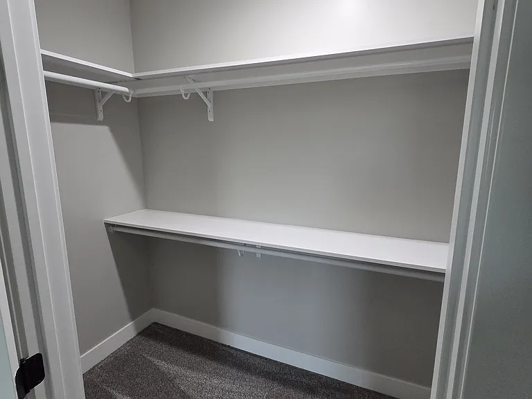 1150 Vista Ct — Photo 3