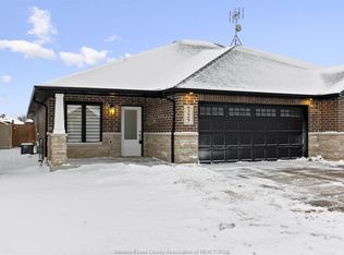 329 Ironside St, Amherstburg, ON N9V 0G4