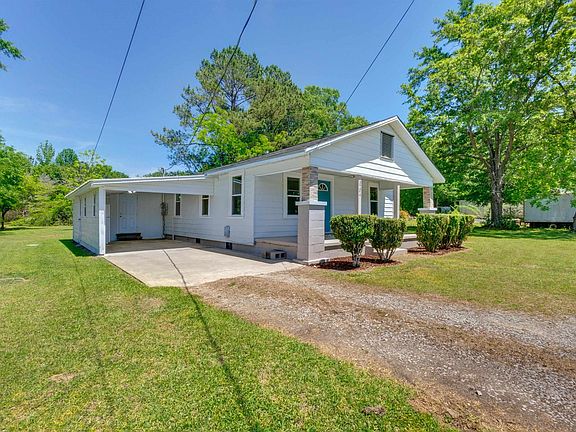 2nd image of 3204 Pineview Rd