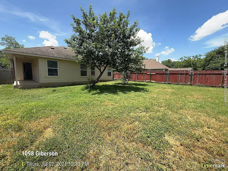 1098 Giberson Way — Photo 16