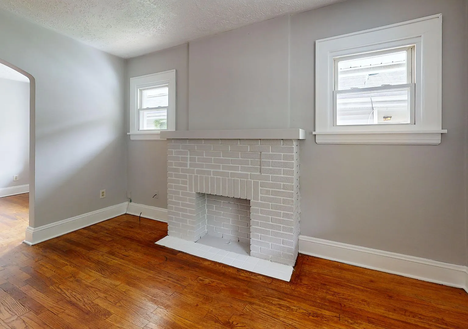 Akron 2 Bedroom Single Family Home (Move in Special) — Photo 1