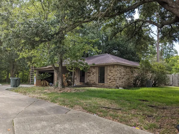 9101 Monica St, Beaumont, TX 77707