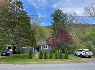 420 East St, Easthampton, MA 01027