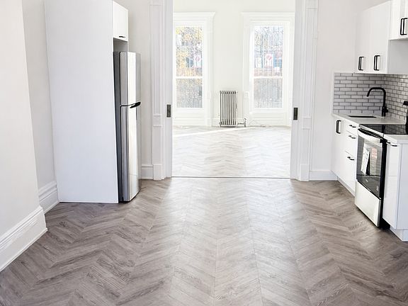 2nd image of 18A Vernon Ave Floor 2