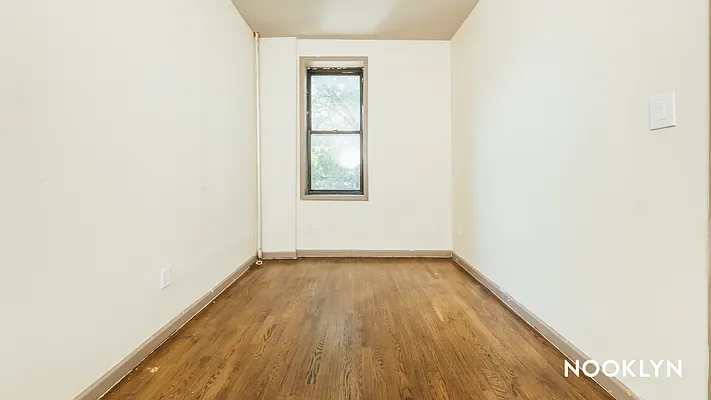 Rented by Nooklyn NYC LLC | media 23