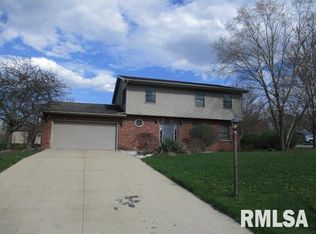 2570 E 259th Rd, Peru, IL 61354