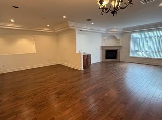 10640 Woodbridge St #PENTHOUSE 2, Studio City, CA 91602