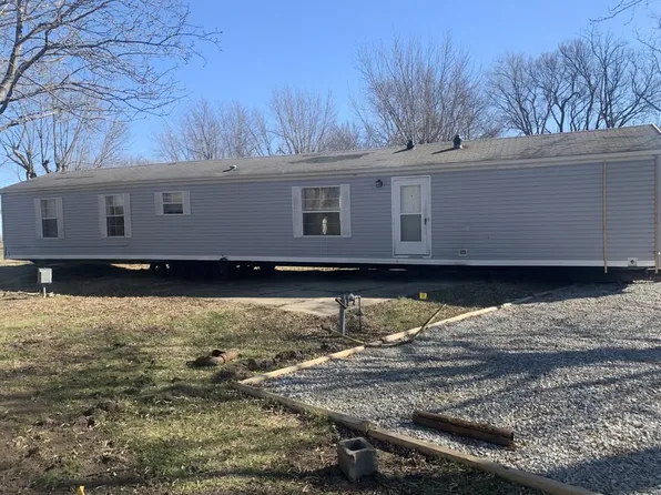 27 Morton Ln, Jellico, TN 37762