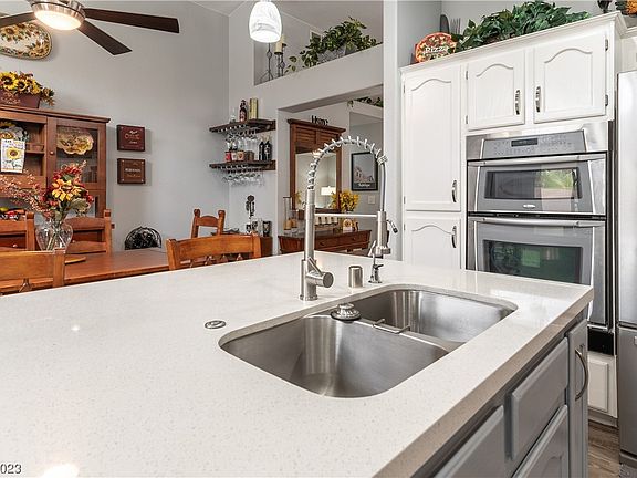 5th image of 7845 Coral Point Ave