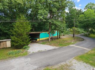 184 Hilltop Dr, Grand Rivers, KY 42045