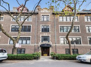 2305 N Commonwealth Ave, Chicago, IL 60614