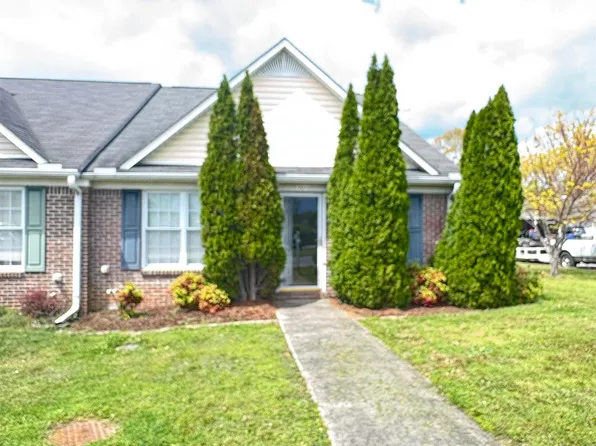 501 College St NE, Hartselle, AL 35640