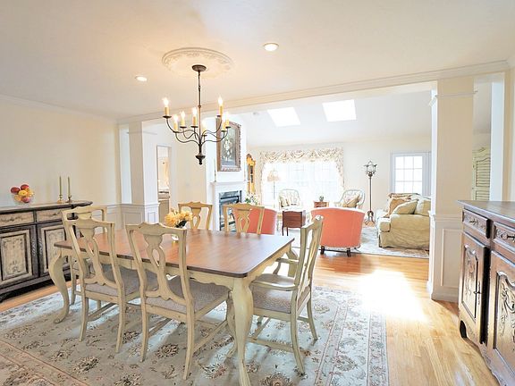 Formal Dining room 