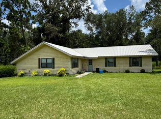 3010 Lindsey Dr, Claxton, GA 30417