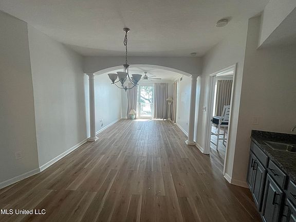 3rd image of 2228 Beach Dr #202