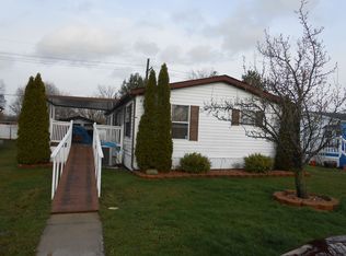 15810 Beech Daly Rd TRLR 404, Taylor, MI 48180