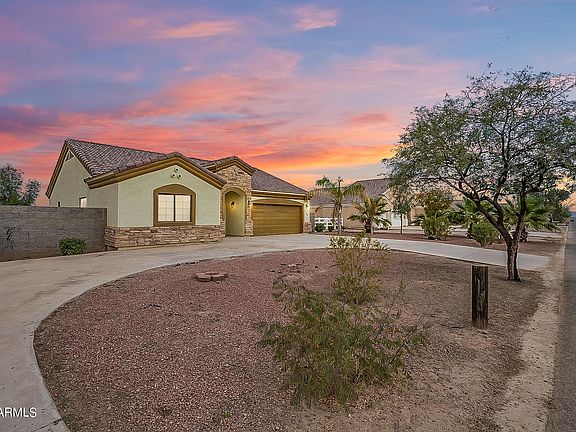 2nd image of 4218 E Appaloosa Dr