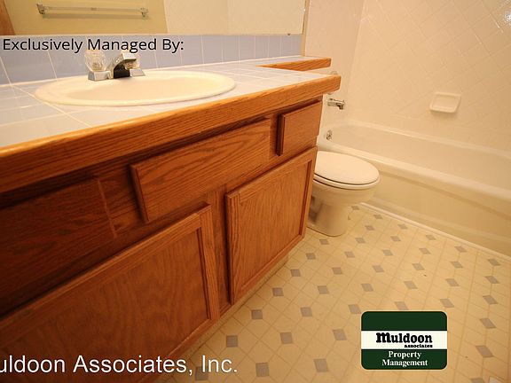 5th image of 8307 Radcliff Dr