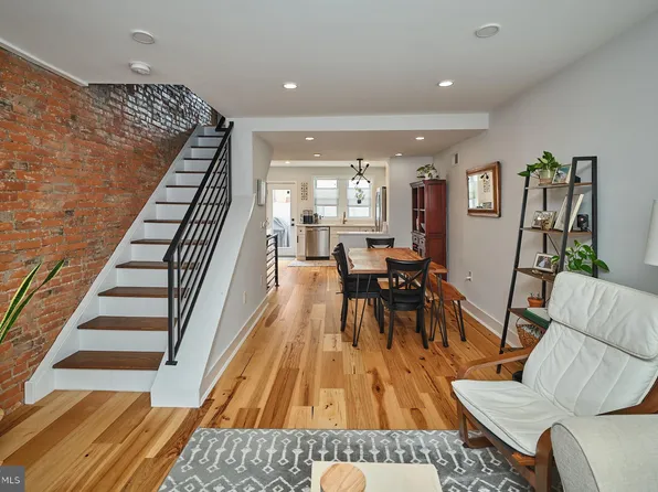 939 Watkins St, Philadelphia, PA 19148