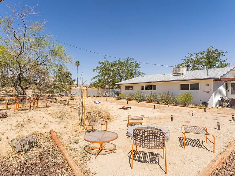 61537 Valley View Dr — Photo 36