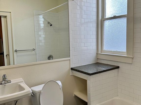 4th image of 955 Hyde St