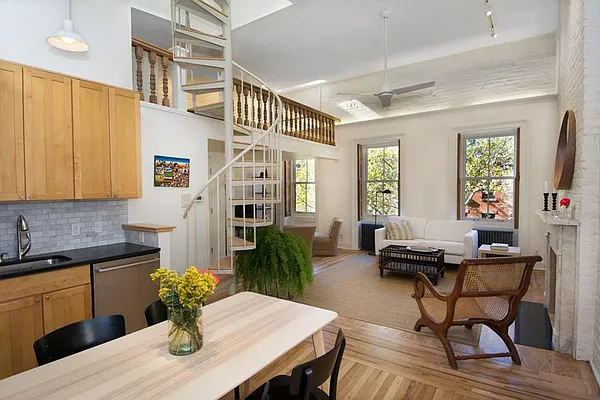 Sold by Brooklyn Bridge | media 16