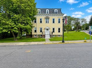 834 Warren St FLOOR 1, Hudson, NY 12534