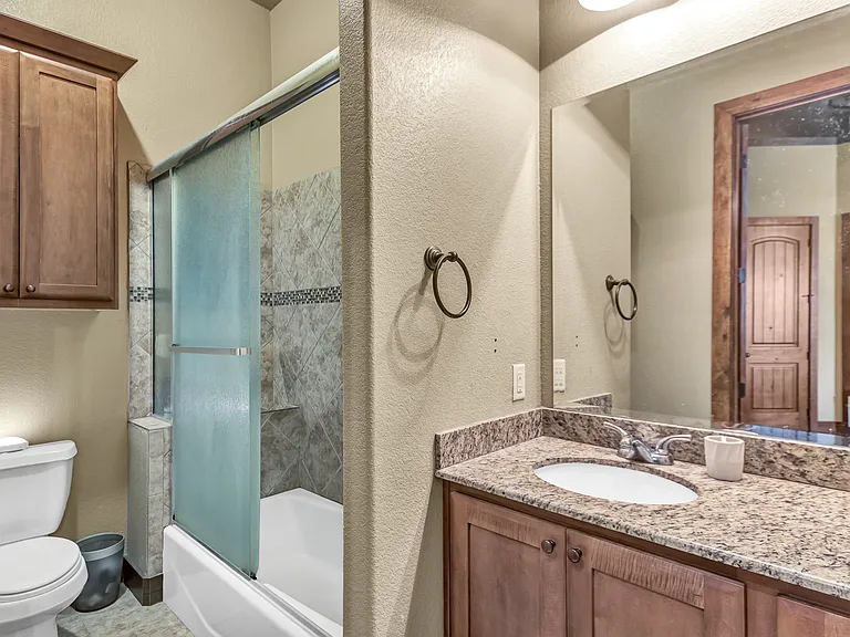 211 N Main St #21 — Photo 10