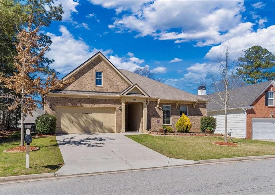 1st image of 1001 Southwood Dr