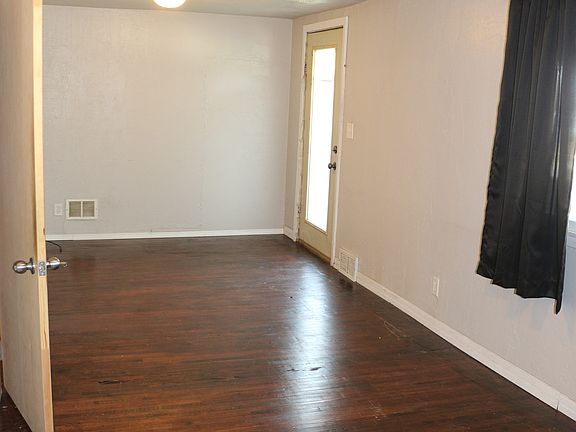 Main Level Bedroom