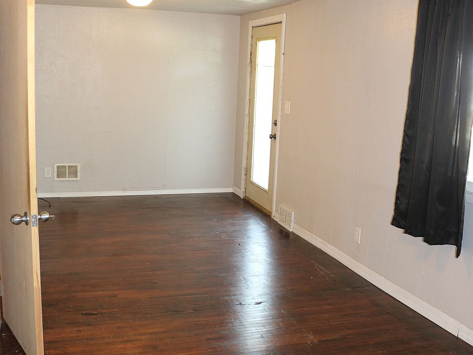 Main Level Bedroom