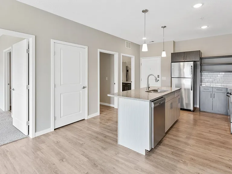 Encore Park Apartments — Photo 11