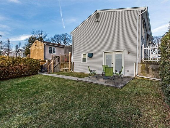 2nd image of 5 Pleasant Ave