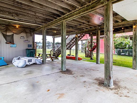 4th image of 4115 Panola Dr