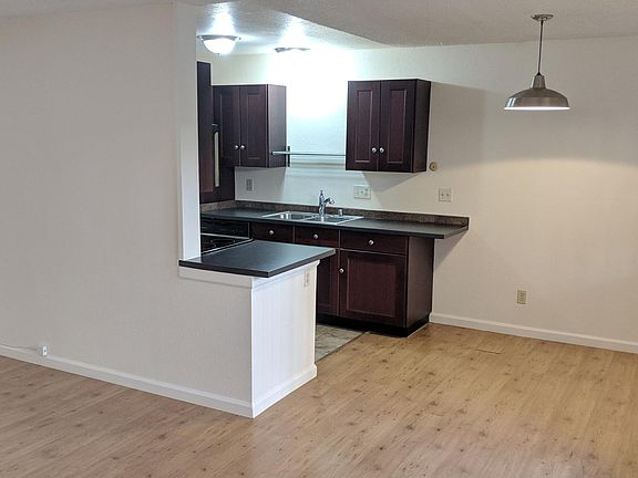 3rd image of 4434 49th St APT 5