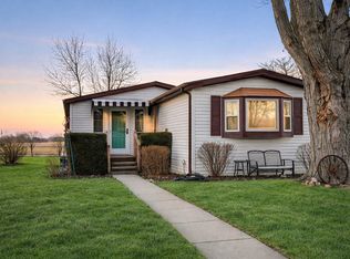 31 Poplar Dr, Sandwich, IL