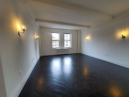 3rd image of 255 W 88th St #E12