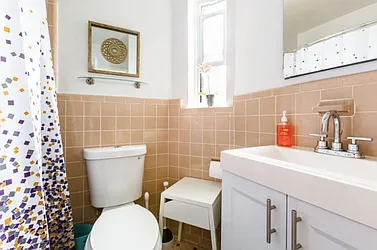 Rented by Nest Seekers International