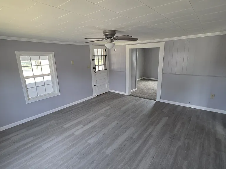 311 N Ingram Rd — Photo 2