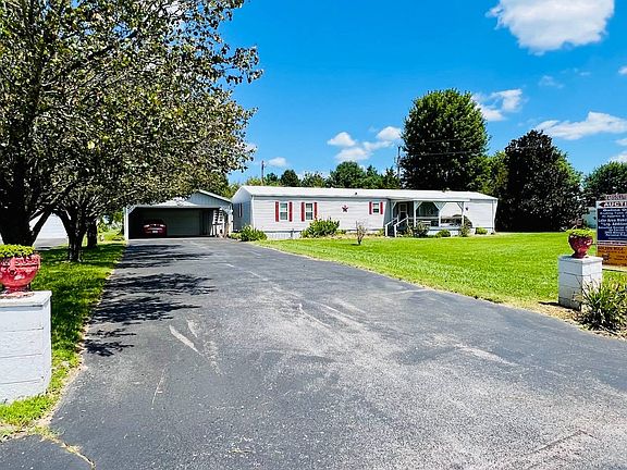 2nd image of 690 Vebb Smith Rd