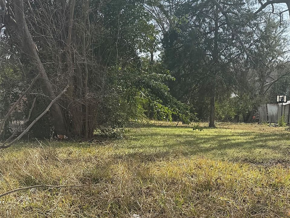 2nd image of 2014 Maple Ave